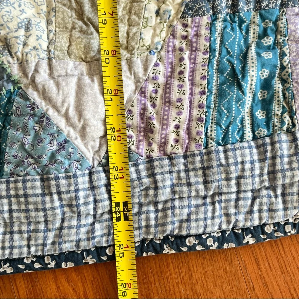 Pottery Barn Patchwork Quilted Pillow Shams Striped Backing 2pc Made in India